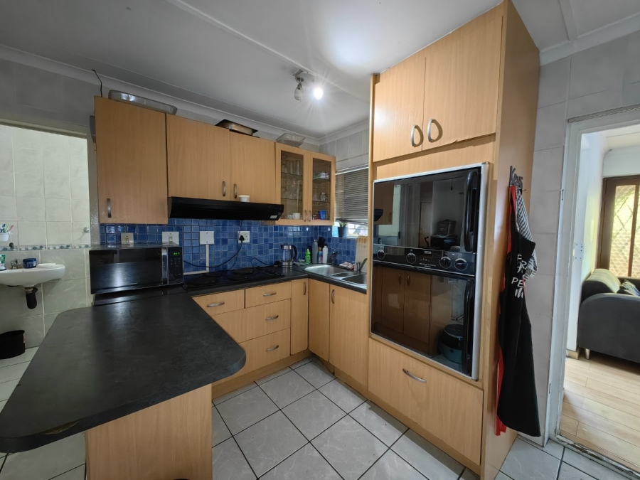 3 Bedroom Property for Sale in Lentegeur Western Cape